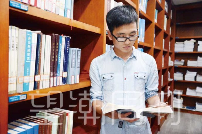浙江省十佳大学生——李彬彬