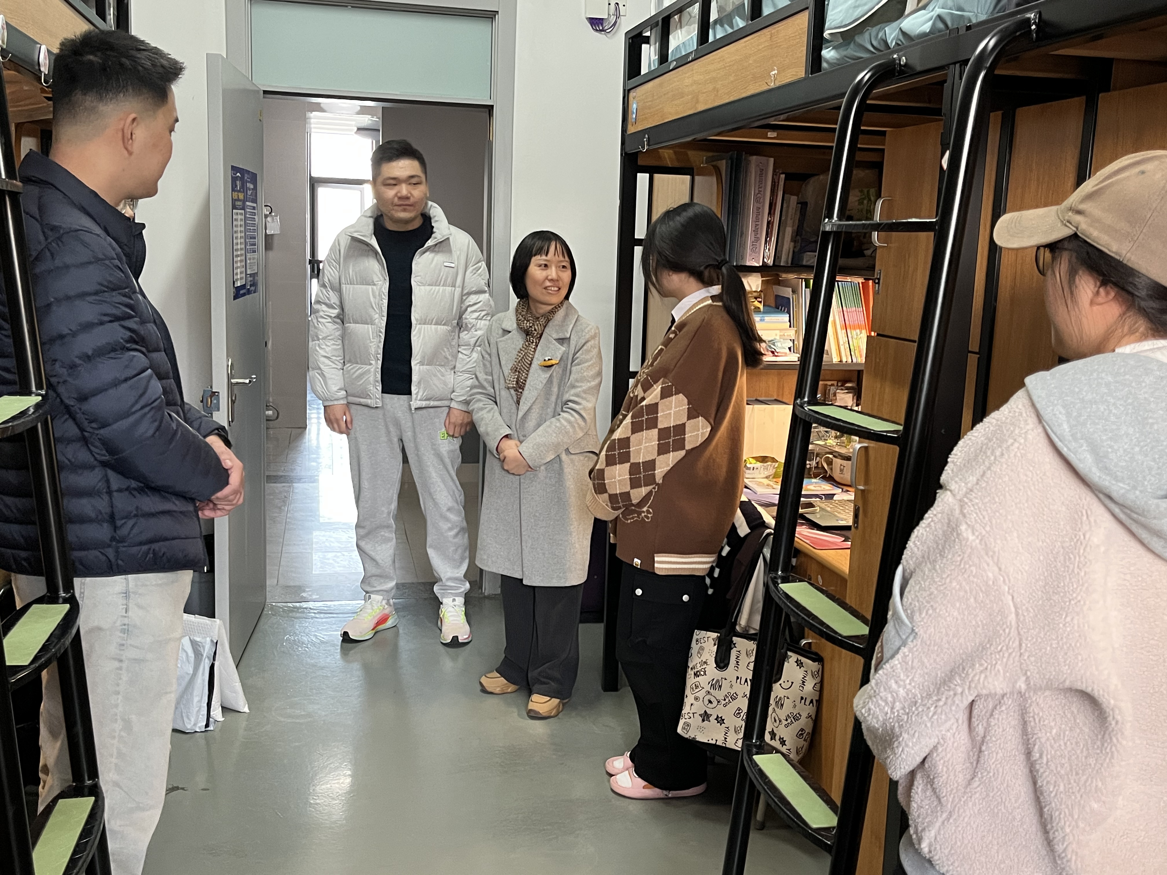 张书记2.jpg