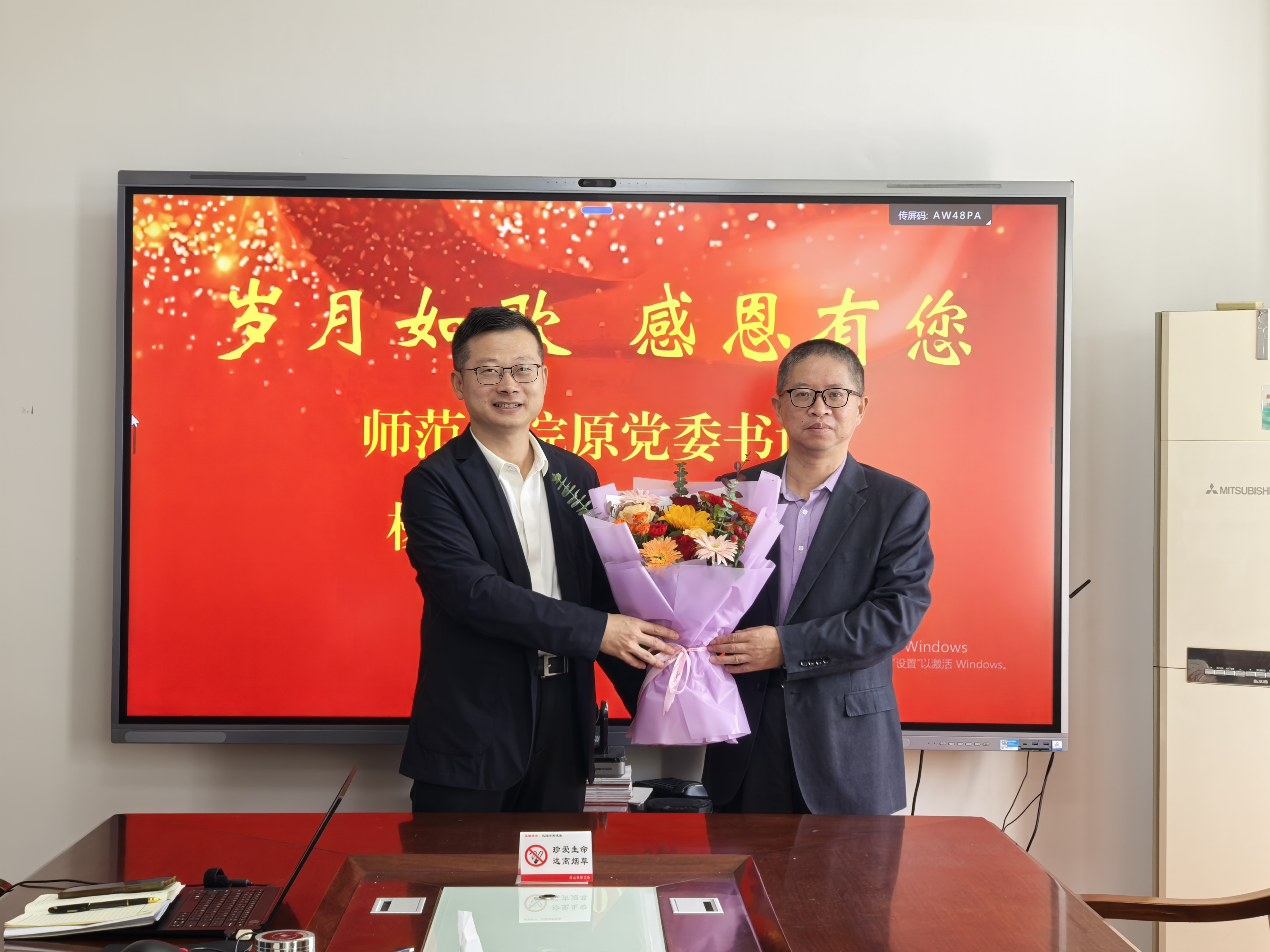 eb2985096bb87199003981c7b9b539f9.jpg eb2985096bb87199003981c7b9b539f9.jpg